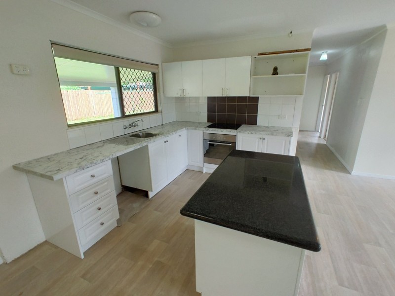 14 Harper Close, Manunda QLD 4870