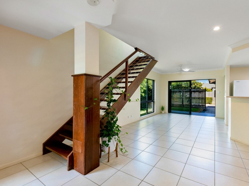 12/21 Giffin Road, White Rock QLD 4306