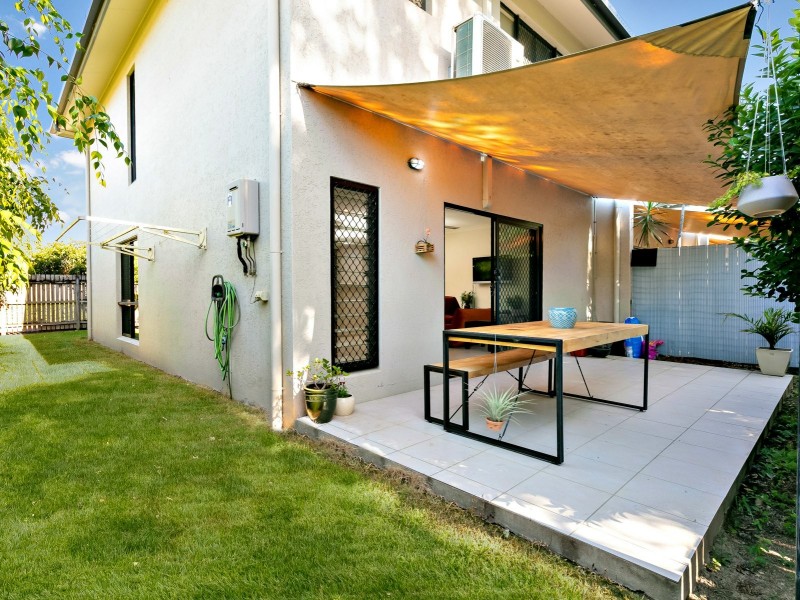 12/21 Giffin Road, White Rock QLD 4306