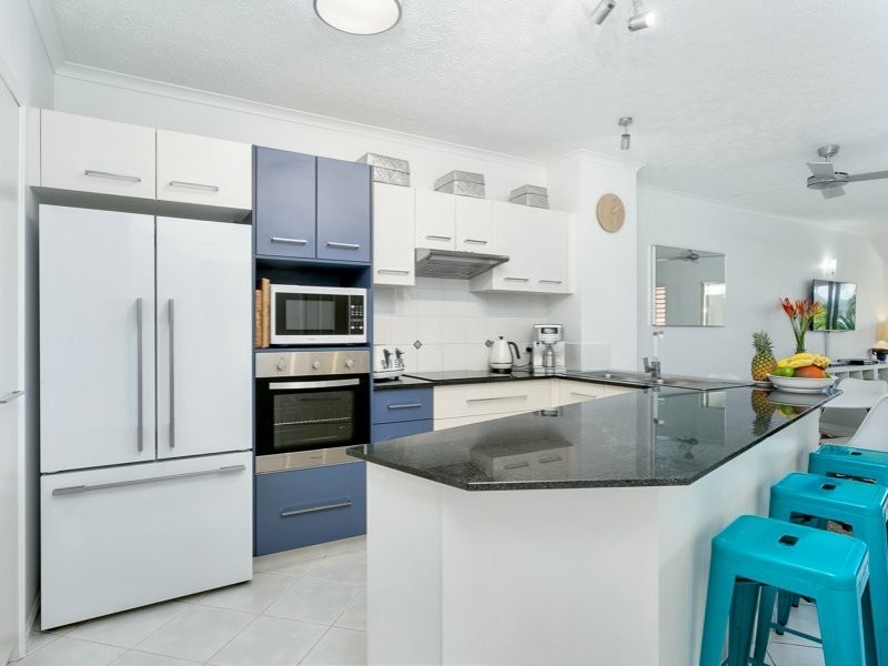 12/275 Esplanade, Cairns North QLD 4870