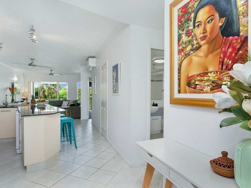 12/275 Esplanade, Cairns North QLD 4870