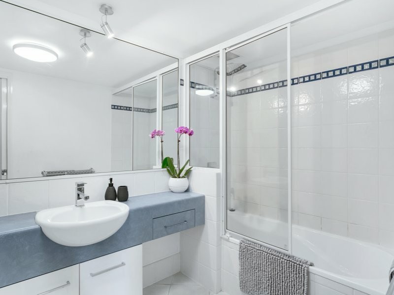 12/275 Esplanade, Cairns North QLD 4870