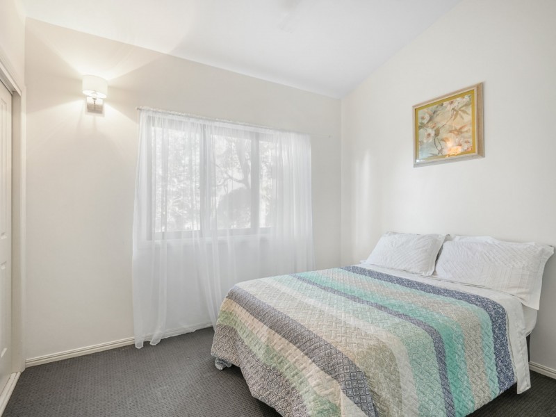 2-4 Raintree Place, Edge Hill QLD 4870
