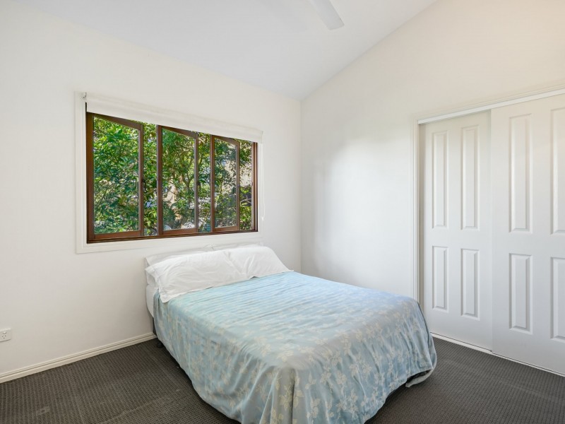 2-4 Raintree Place, Edge Hill QLD 4870