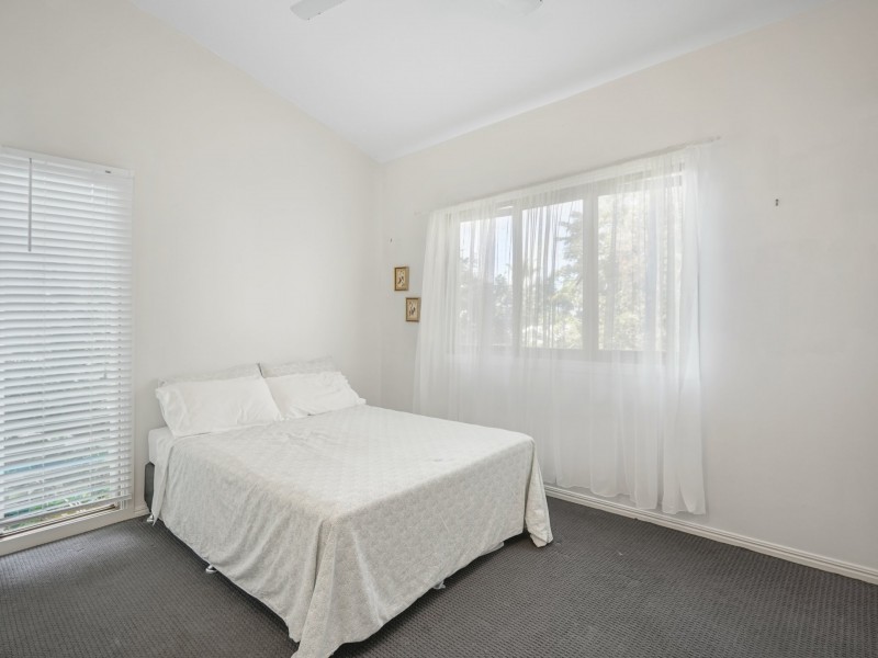 2-4 Raintree Place, Edge Hill QLD 4870