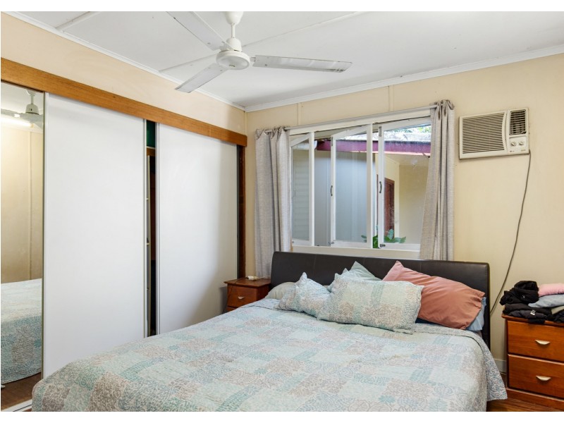22 Henley Street, Earlville QLD 4870