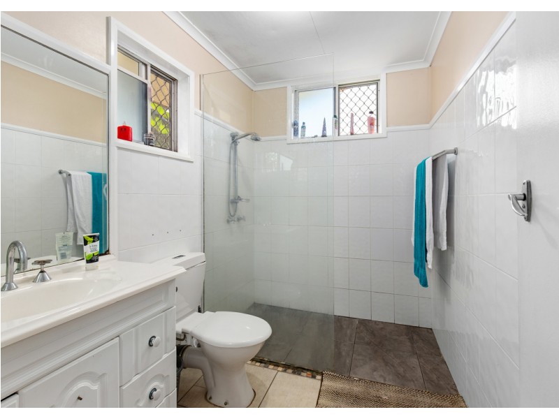 22 Henley Street, Earlville QLD 4870