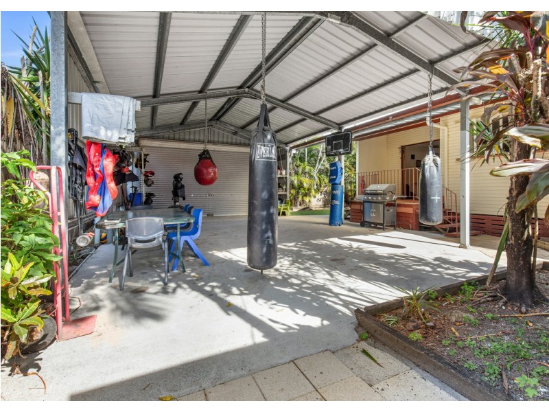 22 Henley Street, Earlville QLD 4870