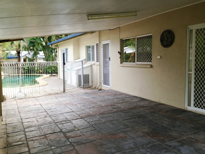 2 Orrell Close, Brinsmead QLD 4870
