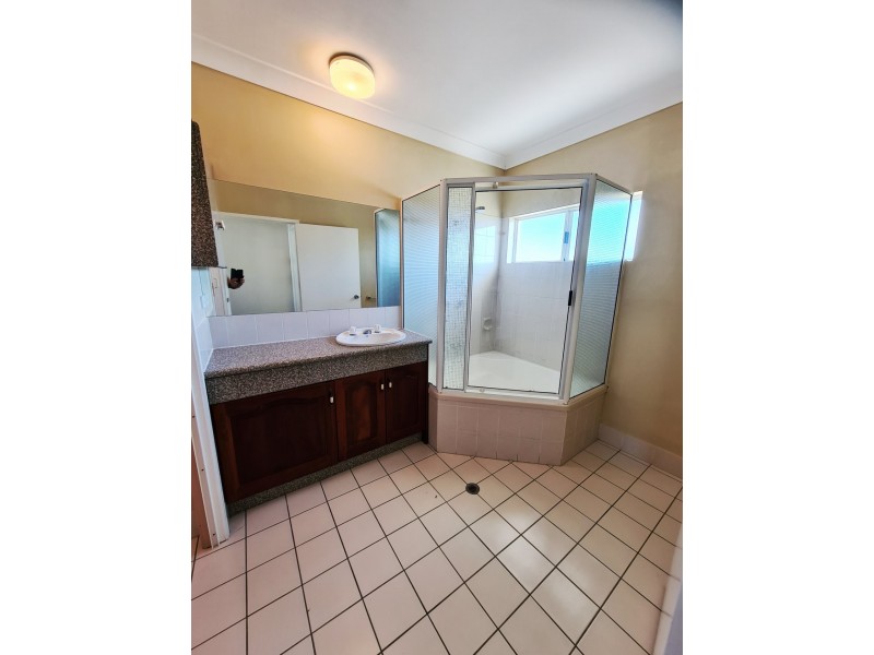 11/63 McCormack Street, Manunda QLD 4870