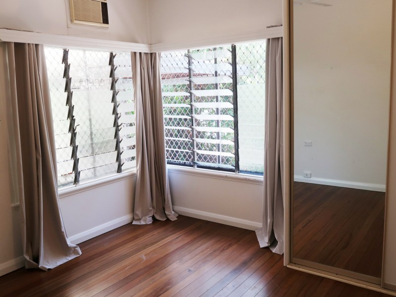 102 Woodward Street, Edge Hill QLD 4870