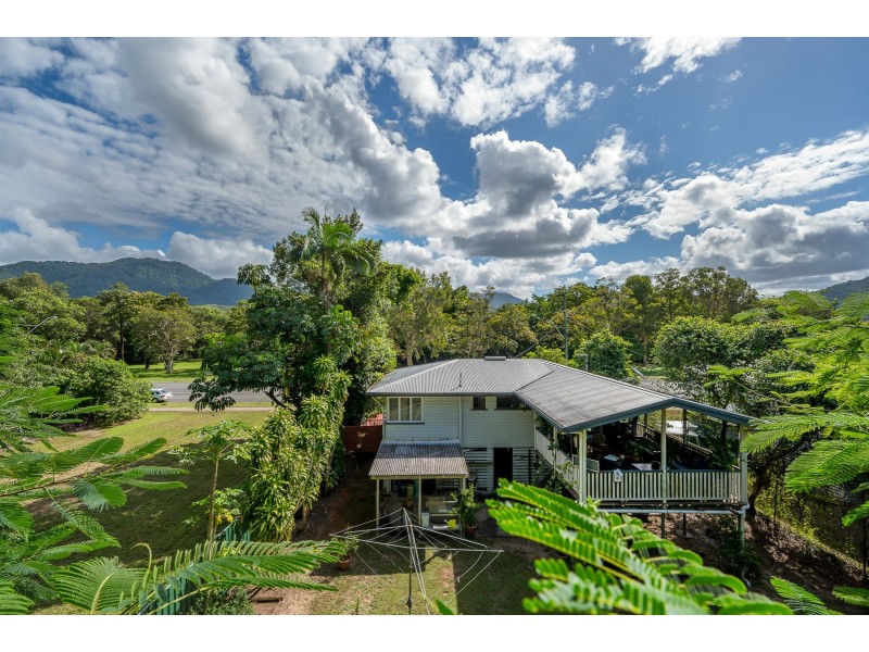 198 Pease Street, Manoora QLD 4870