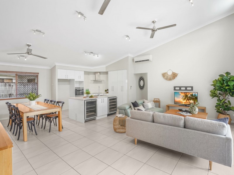52 Dungarvan Close, Brinsmead QLD 4870