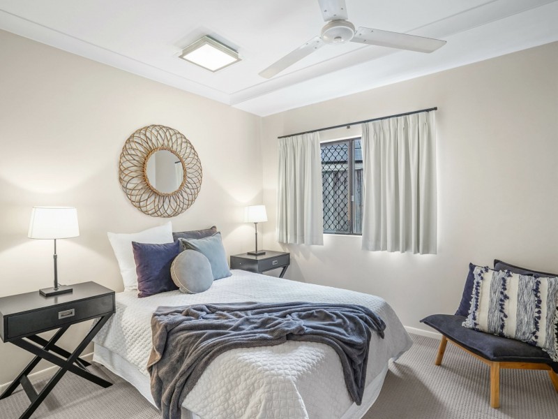 52 Dungarvan Close, Brinsmead QLD 4870
