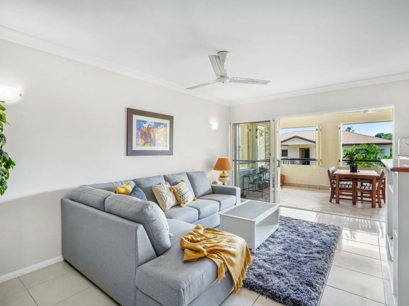 515/2 Greenslopes Street, Cairns North QLD 4870