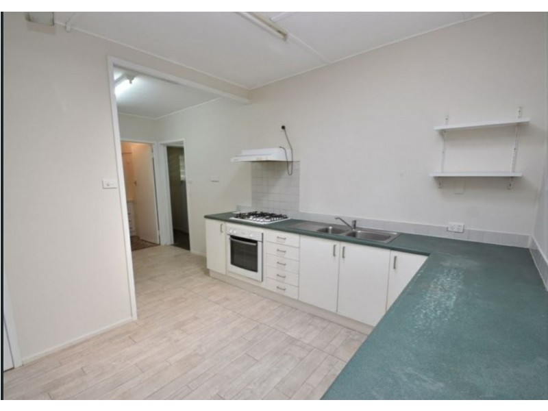 54 Waite Street, Machans Beach QLD 4878