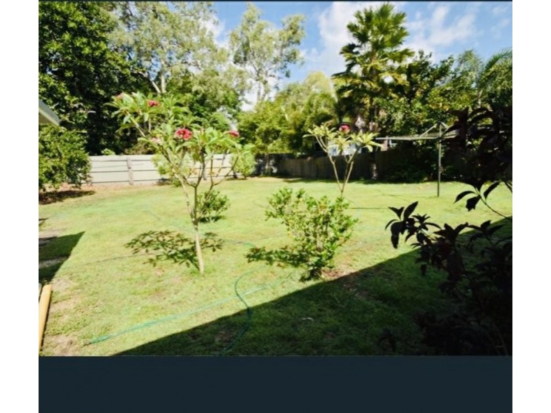 54 Waite Street, Machans Beach QLD 4878