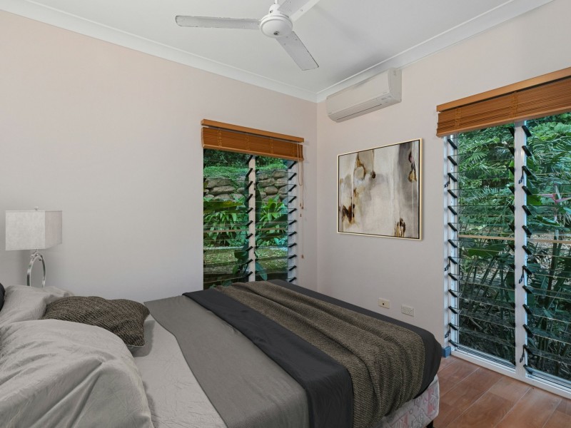 1 Raintree Place, Edge Hill QLD 4870