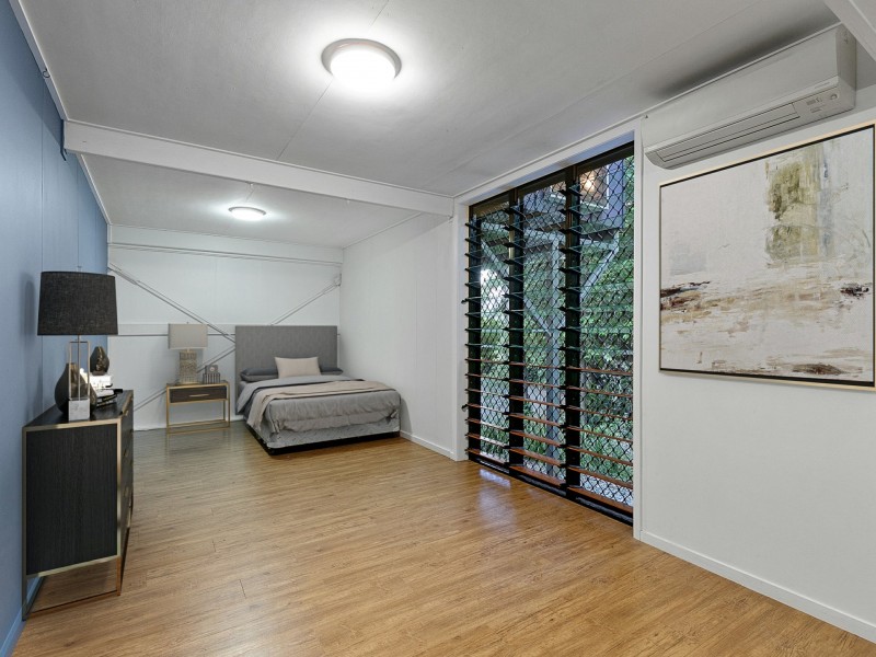 1 Raintree Place, Edge Hill QLD 4870