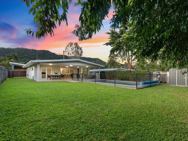 165 Woodward Street, Edge Hill QLD 4870