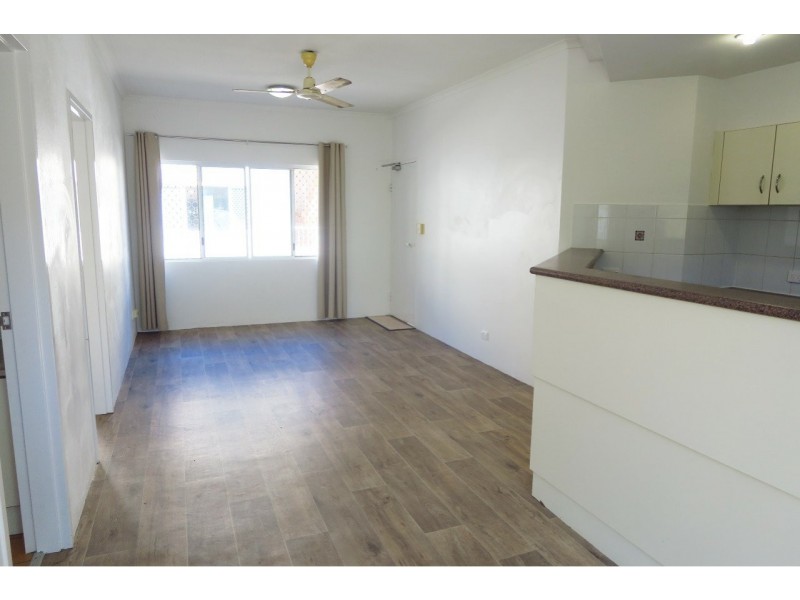 6/176 Hoare Street, Manunda QLD 4870