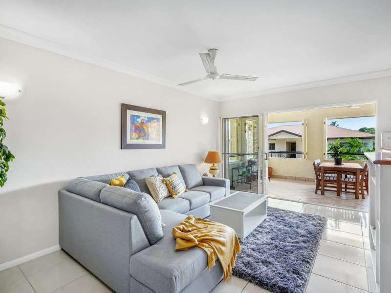 515/2 Greenslopes Street, Cairns North QLD 4870