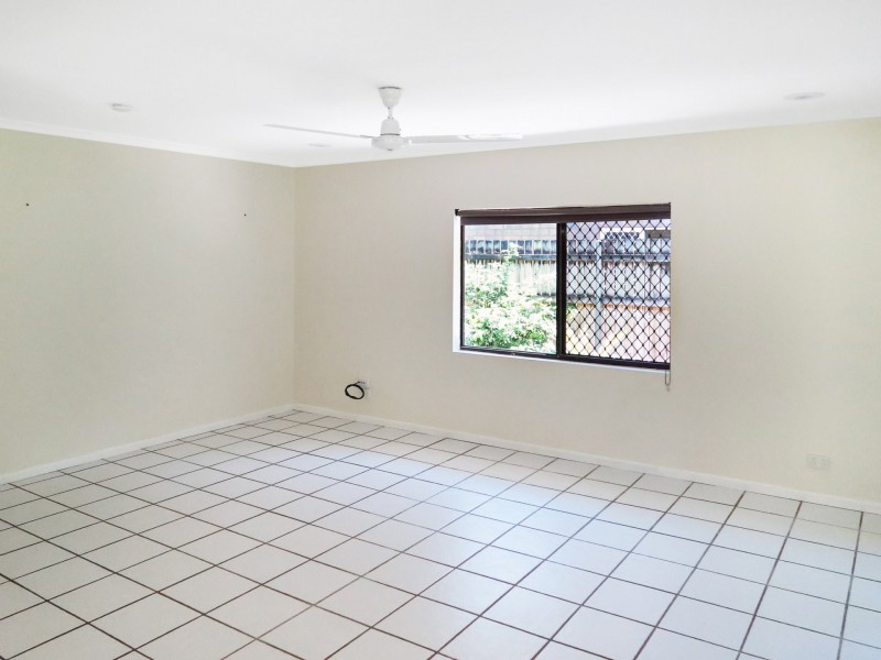 26 Ponticello Street, Whitfield QLD 4870