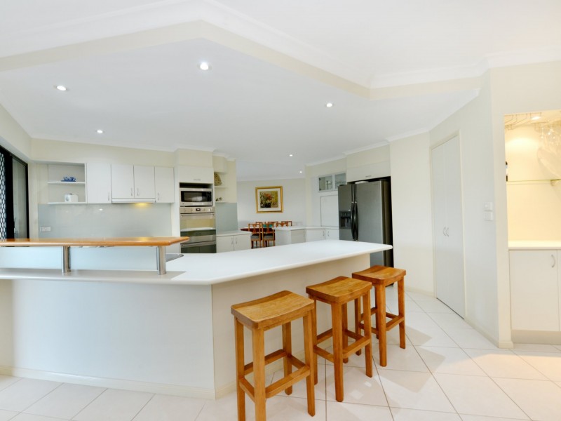 21 Findlay Street, Brinsmead QLD 4870