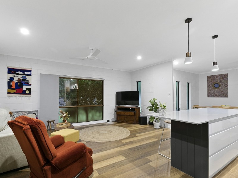 36 Trundle Terrace, Whitfield QLD 4870