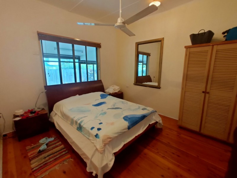 7 David Street, Manunda QLD 4870