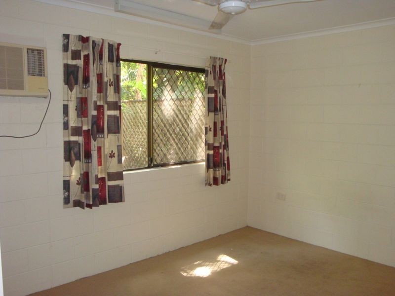 6/64 Pease Street, Manunda QLD 4870