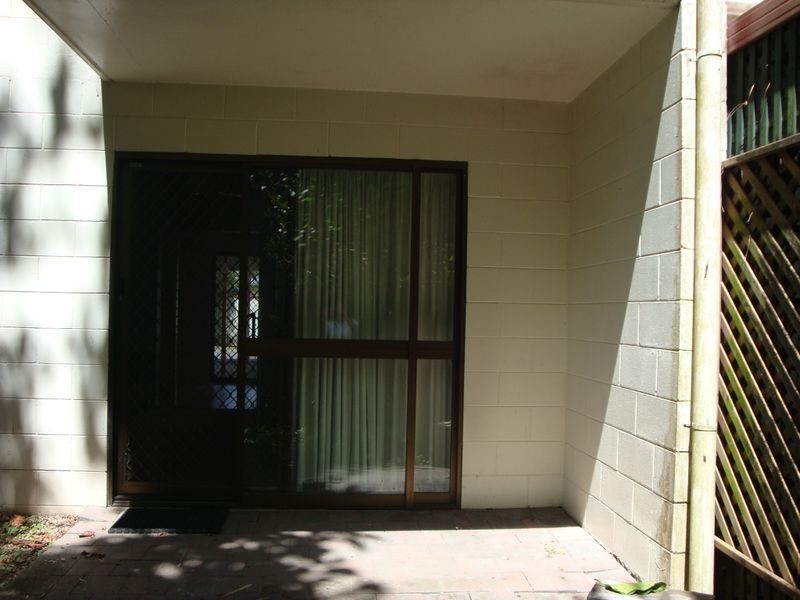 6/64 Pease Street, Manunda QLD 4870