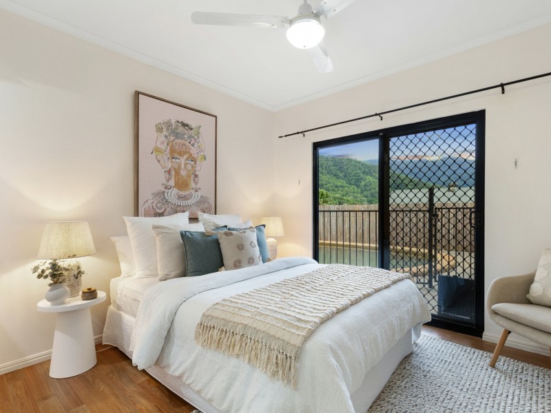 42 Red Ochre Close, Redlynch QLD 4870