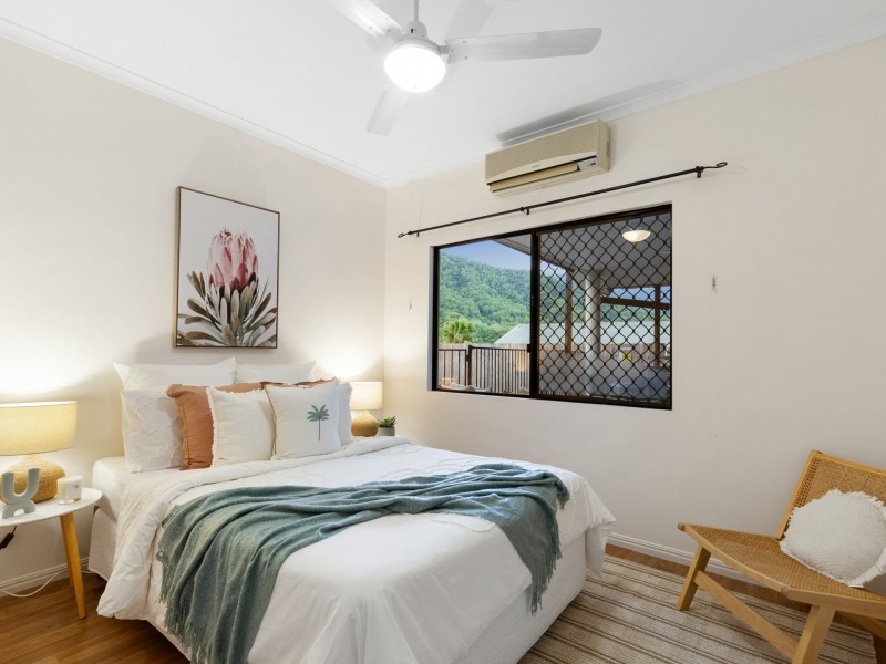42 Red Ochre Close, Redlynch QLD 4870
