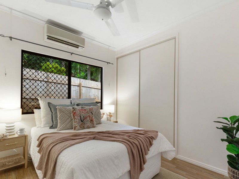 42 Red Ochre Close, Redlynch QLD 4870