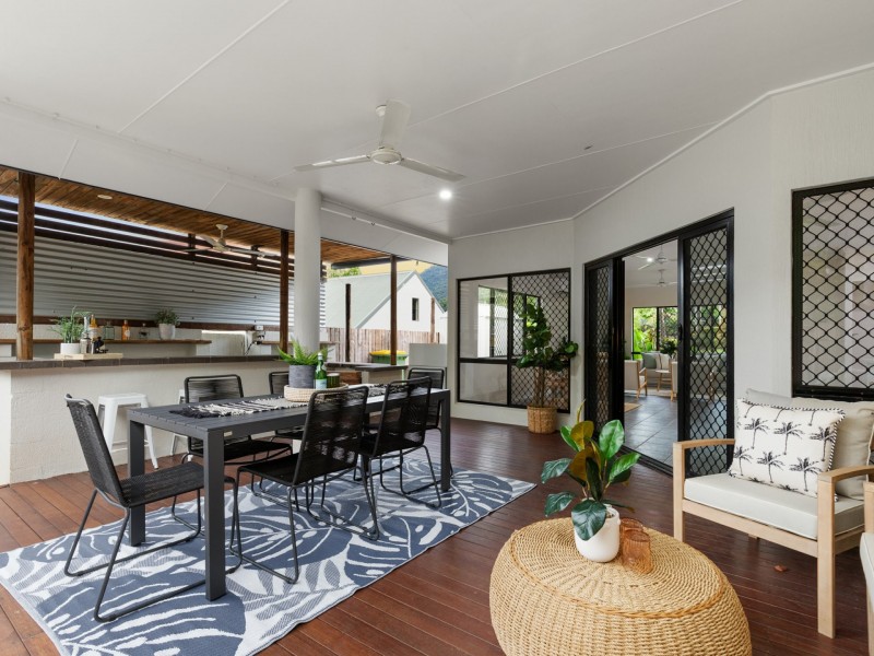 42 Red Ochre Close, Redlynch QLD 4870