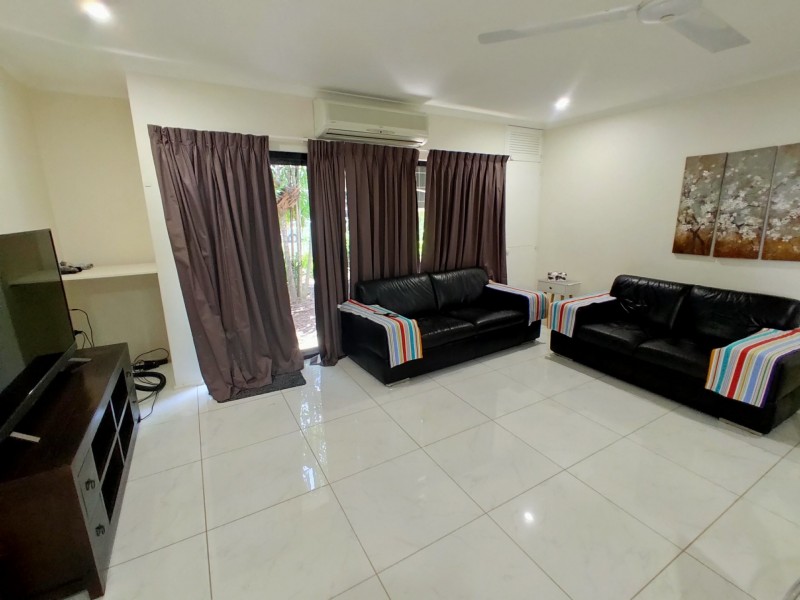 4/49 Digger Street, Cairns North QLD 4870