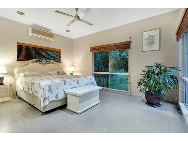 36 Gloucester Street, Whitfield QLD 4870