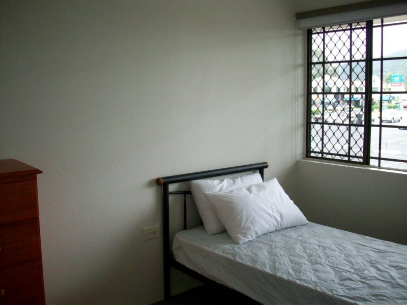 2/352 Sheridan Street, Cairns North QLD 4870