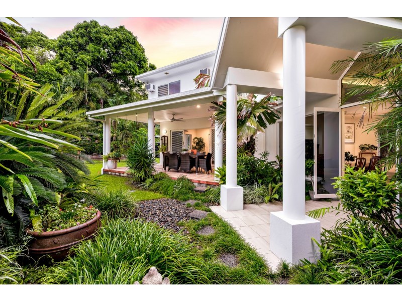 60 Nolan Street, Whitfield QLD 4870