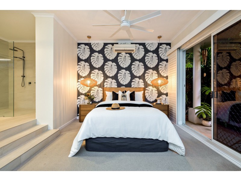 60 Nolan Street, Whitfield QLD 4870