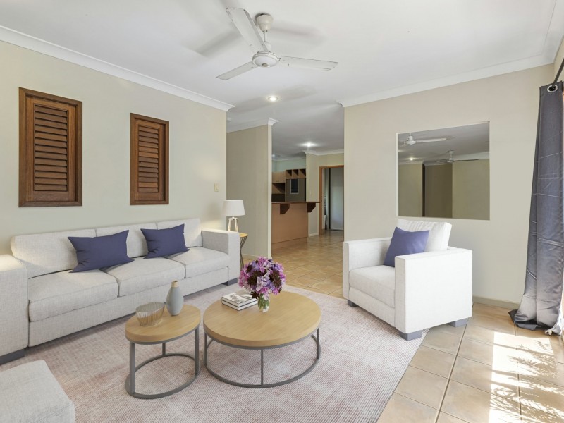 44 Daphne Drive, Redlynch QLD 4870