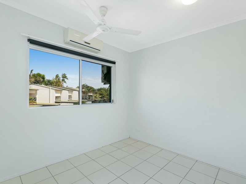 16/10 Brown Street, Woree QLD 4868