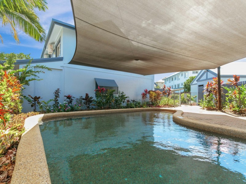 16/10 Brown Street, Woree QLD 4868