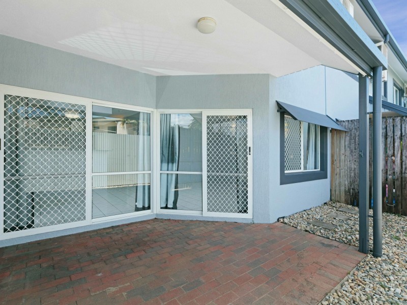 16/10 Brown Street, Woree QLD 4868