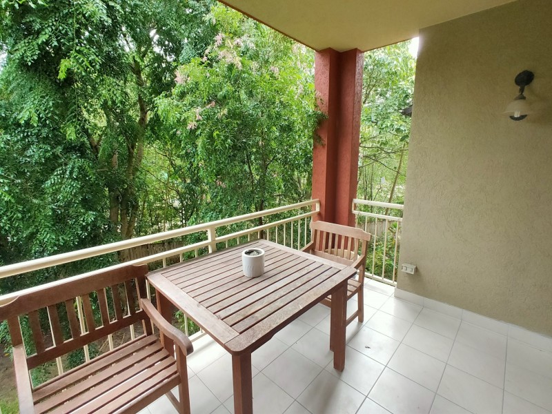 1115/2 Greenslopes Street, Cairns North QLD 4870