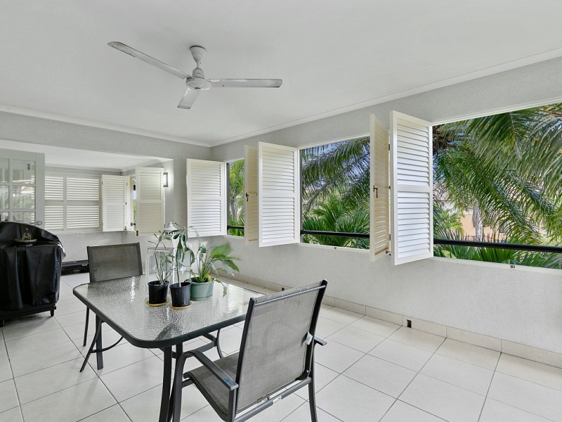 513/2 Greenslopes Street, Cairns North QLD 4870