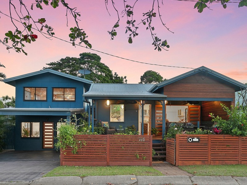 145 O’Shea Esplanade, Machans Beach QLD 4878