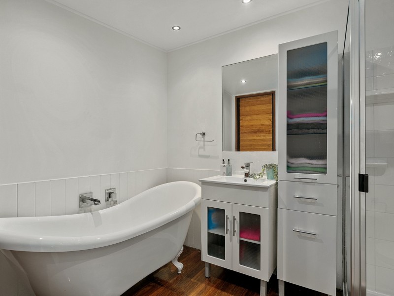 145 O’Shea Esplanade, Machans Beach QLD 4878