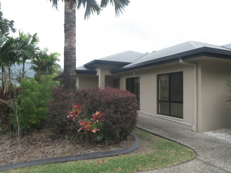 5 Findlay Street, Brinsmead QLD 4870